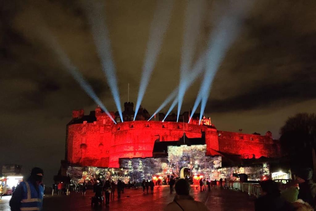 Royal Mile Apt, Just 1 Min From Edinburgh Castle! Eksteriør bilde
